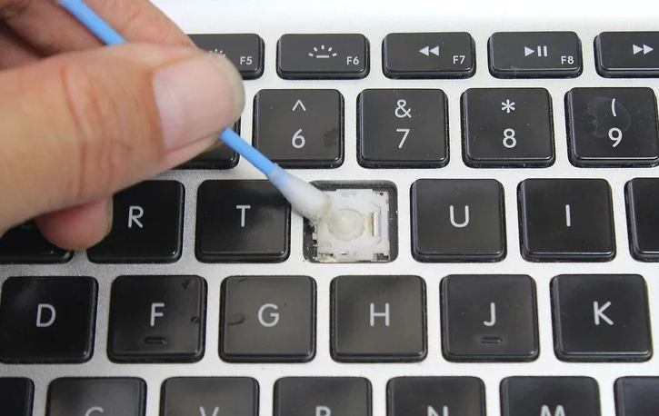  Как делается замена клавиатуры ноутбука своими силами