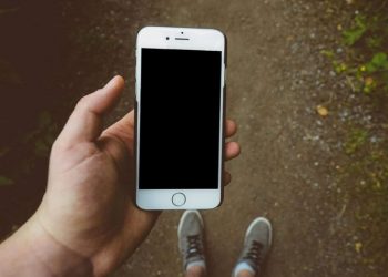 Что можно делать, если не включается iPhone