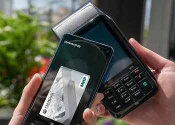 Можно ли картой Мир расплачиваться в магазине через телефон