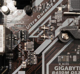 Разъем Led CPU на плате Gigabyte